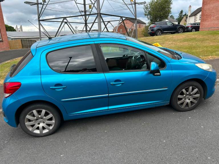 Peugeot, 207, Hatchback, 2011, Manual, 1560 (cc), 5 doors
