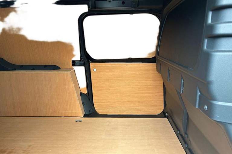 2025 Ford Transit Connect 250 Limited AUTO L2 LWB 1.5 EcoBoost PHEV 150ps, AIR CON, REAR PARKING ...