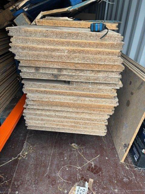 MEZZANINE FLOORING WOOD 86sqm 2.4m x 600mm x 38mm chipboard flooring for Mez floor -60 sheets