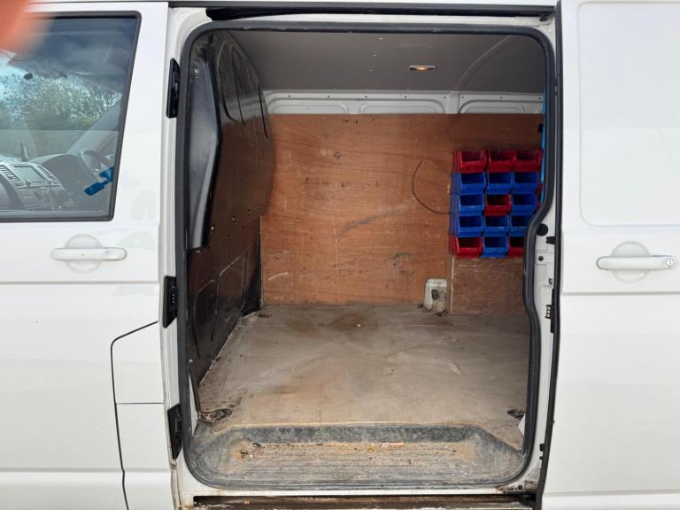 2013 Volkswagen Transporter 2.0 TDI 102PS Van PANEL VAN DIESEL Manual