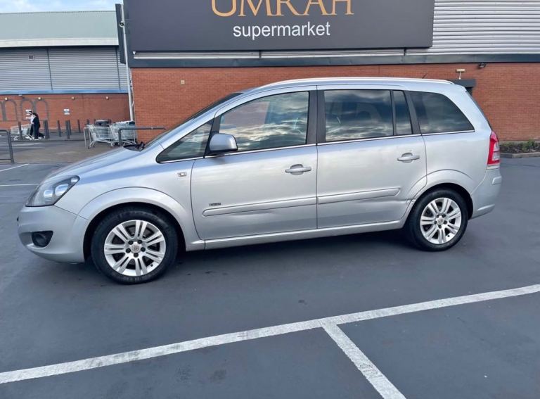 Vauxhall, ZAFIRA, MPV, 2012, Manual, 1686 (cc), 5 doors