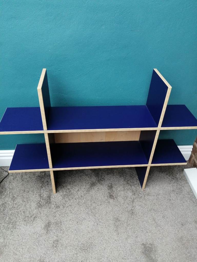 Shelving unit