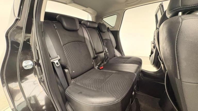 2015 Nissan Note 1.2 DiG-S Tekna 5dr Auto MPV PETROL Automatic