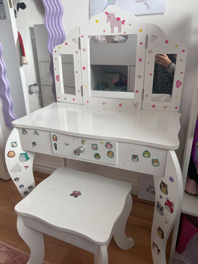 Child’s dressing up table and stool 