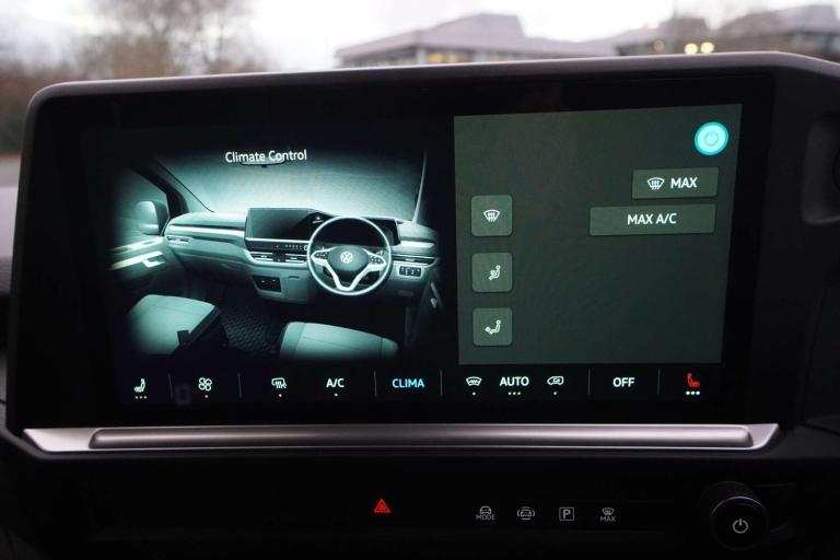 2025 Volkswagen Transporter 2.0 Transporter T28 Commerce Pro TDI + Delivery Miles + VW 5 Plus Pan...