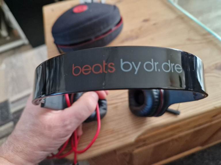 Dr. Dre Beats Solo HD Headphones - Black with Red Cable