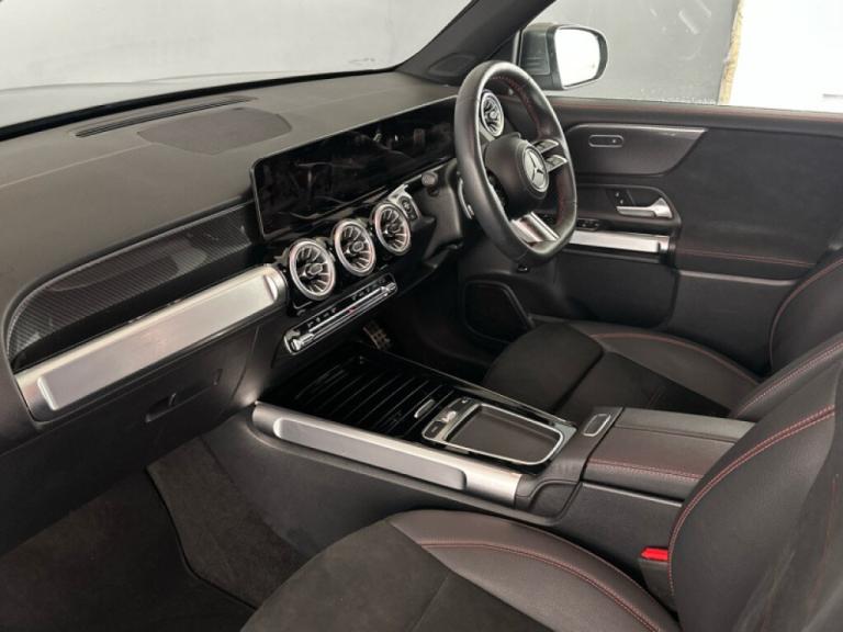 2024 Mercedes-Benz GLB GLB 220d 4Matic AMG Line Premium 5dr 8G-Tronic ESTATE DIESEL Automatic