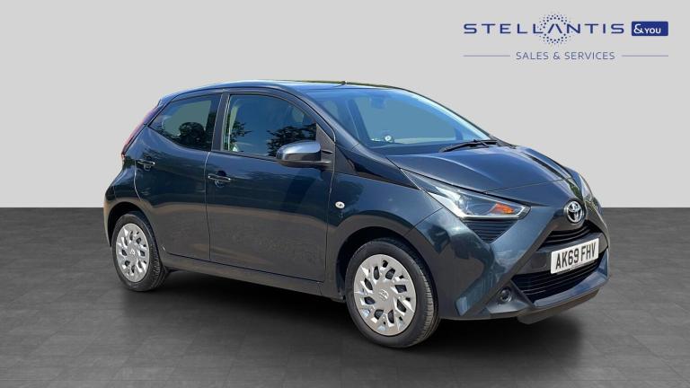 2019 Toyota AYGO 1.0 VVT-i x-play Hatchback 5dr Petrol Manual Euro 6 (71 ps) Hatchback Petrol Manual