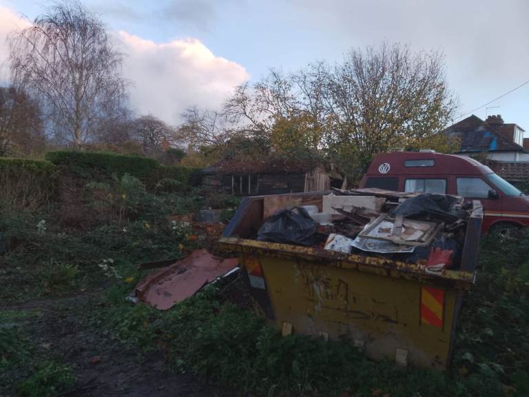 FREE TO COLLECT !!!Gpz 900R, yam 500 twin, + jetski. 