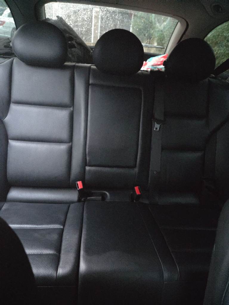 C CLASS 1800 kompressor 2007 front and back seats