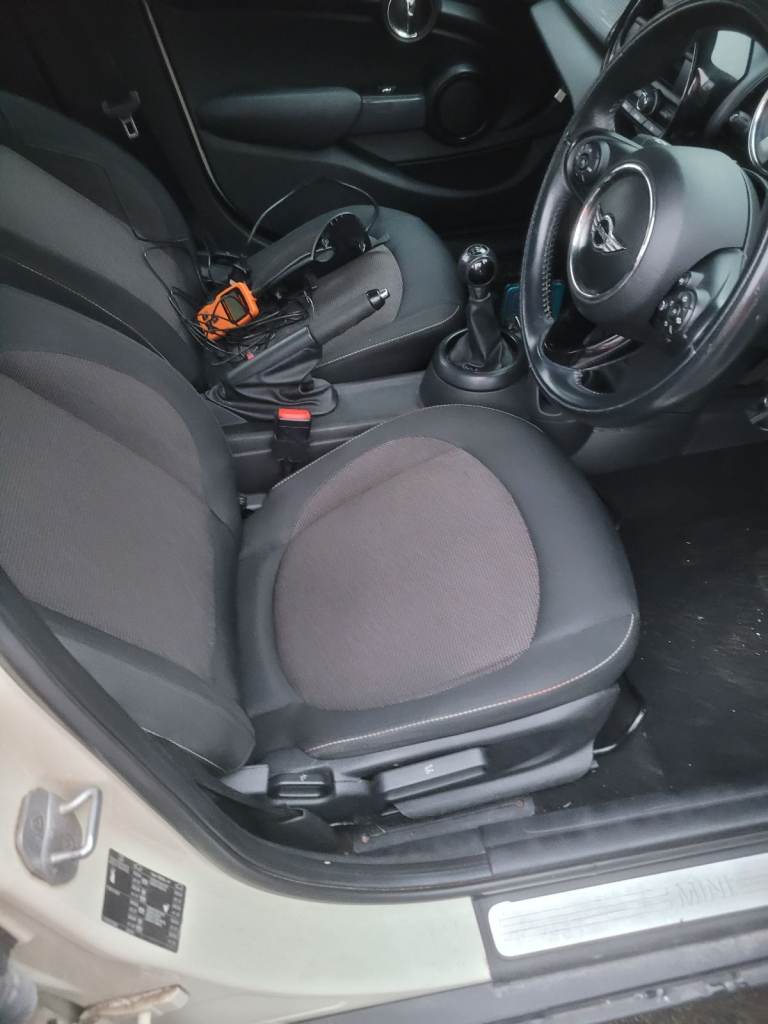 Mini f56 2016 front and back seats 