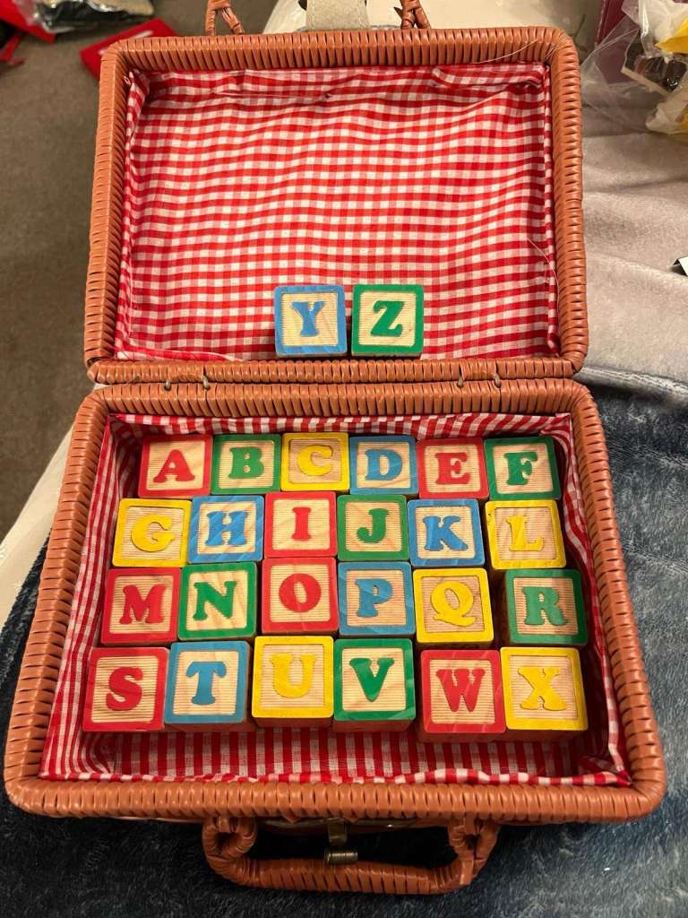 REDUCED Alphabet Blocks and Basket CAse