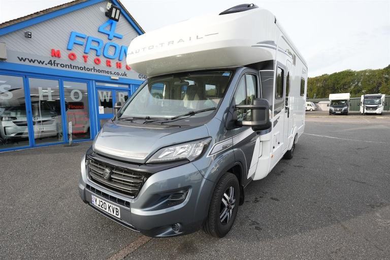 Autotrail Tracker LB FIAT 4 BERTH 2 TRAVEL SEAT MOTORHOME