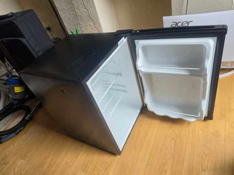 Russel Hobbs black room fridge