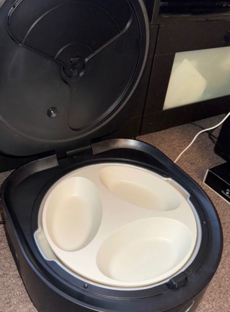 Petlibro chilled wet food feeder 
