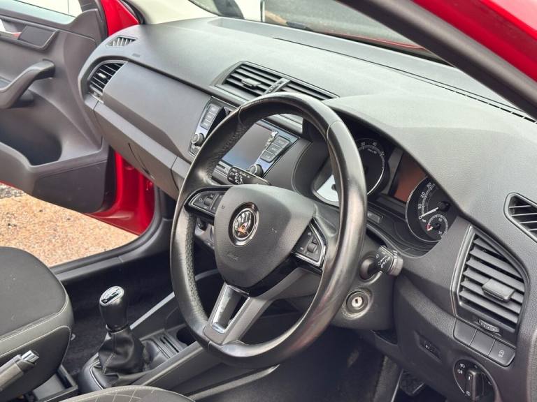 2019 69 SKODA FABIA 1.0 TSI SE HATCHBACK 5DR PETROL MANUAL EURO 6 (S/S) (95 PS)