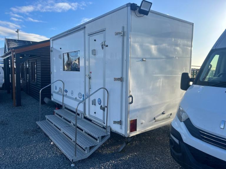 16ft Exhibition Trailer Display Box Event Trade Tow Master