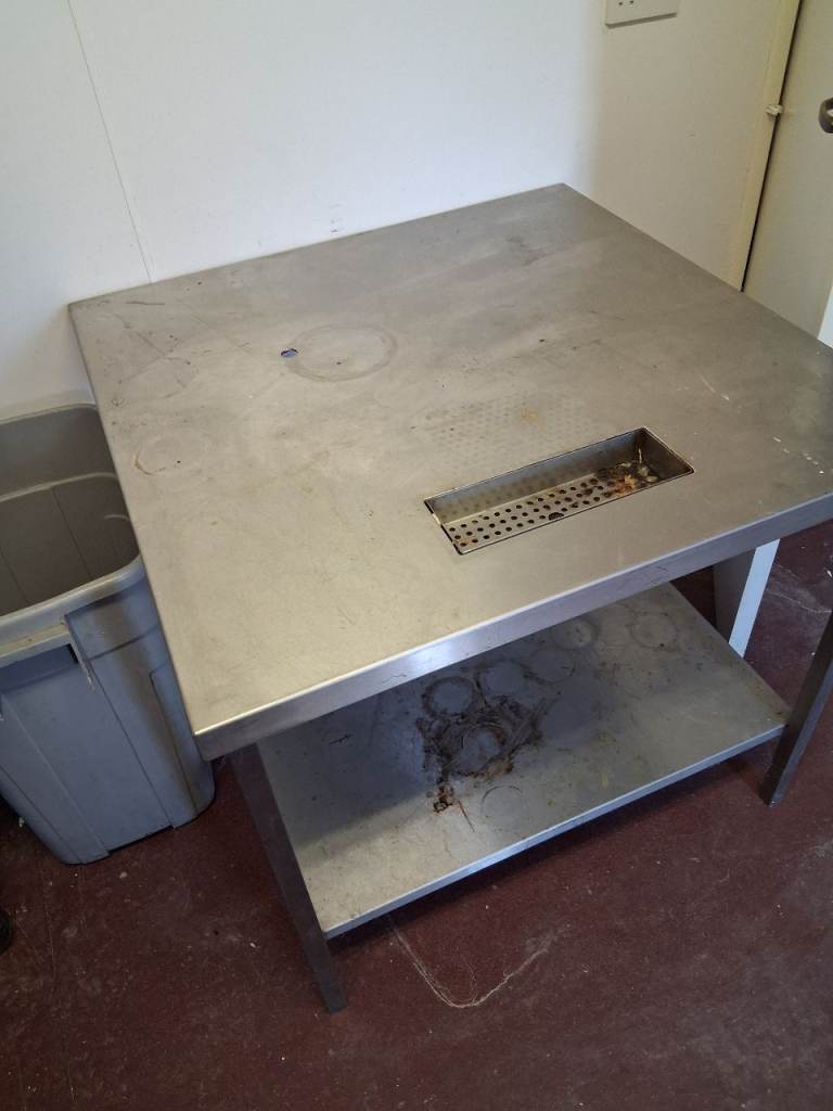 Commercial Stainless Steel Work Station Table – Used
