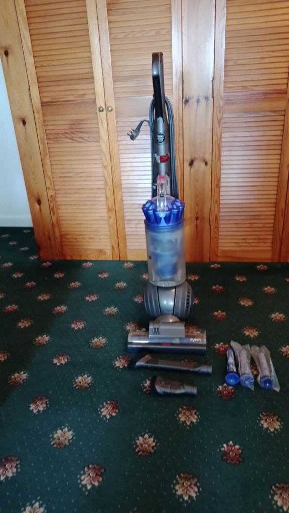 Dyson Upright Vacuum Cleaner DC41