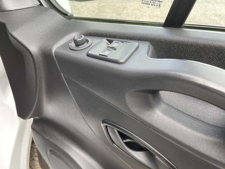 2021 Renault Trafic SL28 ENERGY dCi 120 Business Van PANEL VAN DIESEL Manual