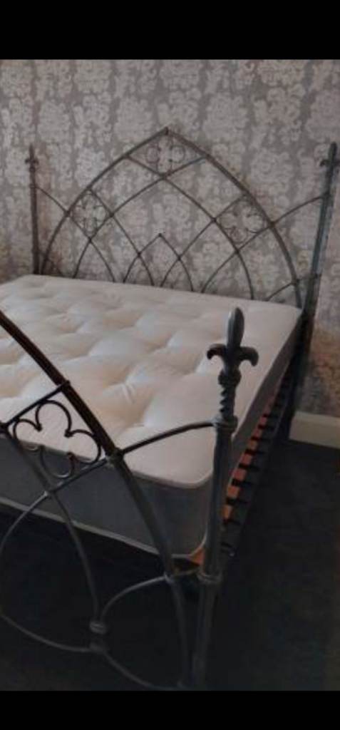 King-size bed frame + FREE DELIVERY 