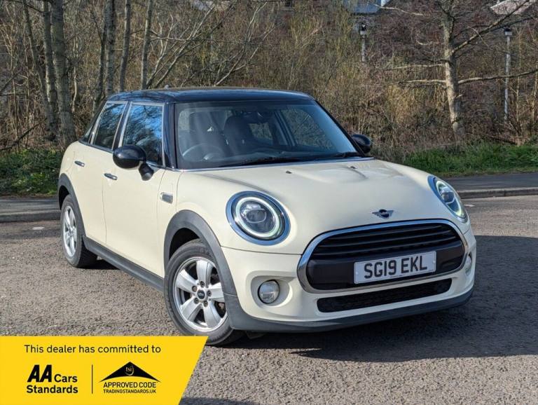 2019 MINI Hatch 1.5 Cooper Classic Hatchback 5dr Petrol Manual Euro 6 (s/s) (136 ps) Hatchback Pe...