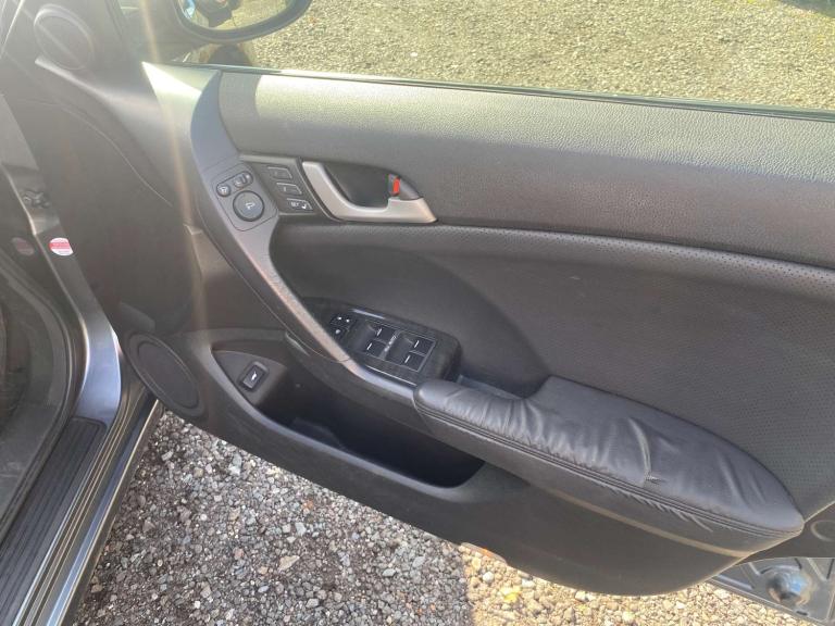 2009 Honda Accord 2.2 Accord EX i-DTec Auto 5dr Estate Diesel Automatic