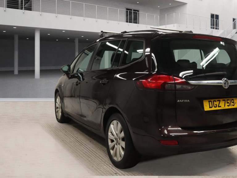 2016 Vauxhall Zafira Tourer 1.4i Turbo Design MPV 5dr Petrol Manual Euro 6 (140 ps) MPV Petrol Ma...