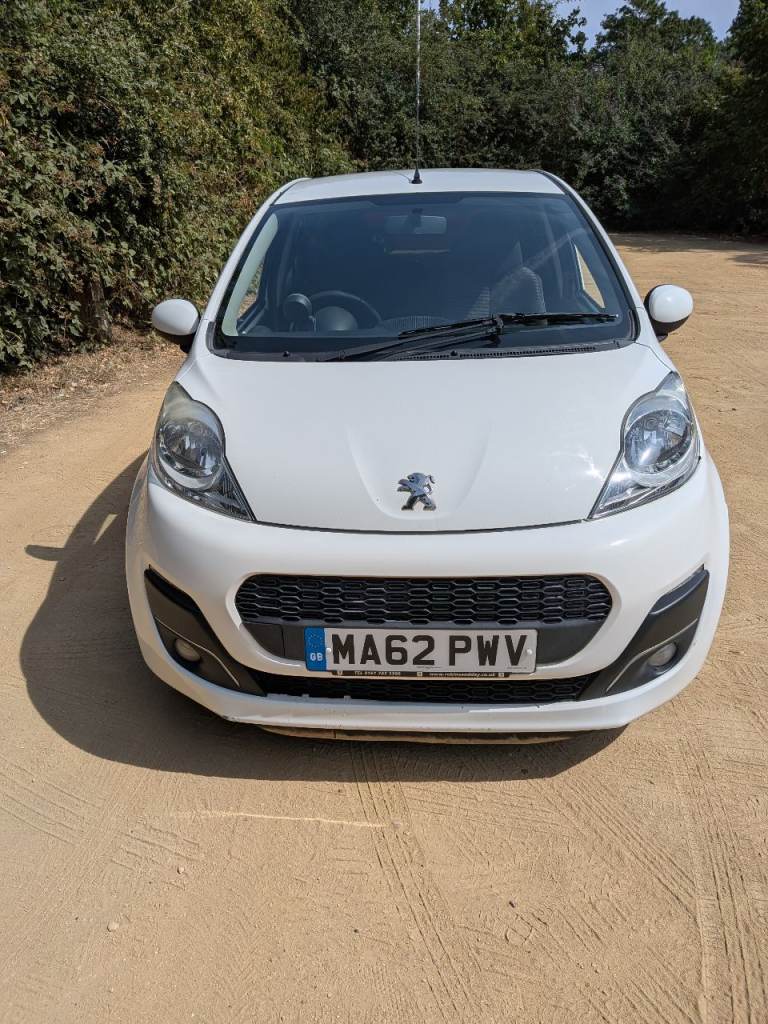 Peugeot, 107, Hatchback, 2012, Manual, 998 (cc), 5 doors