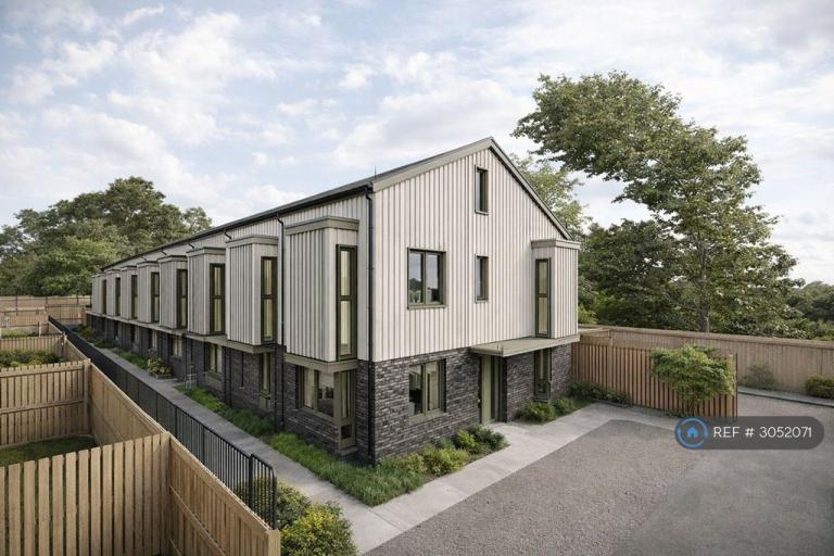 3 bedroom house in Croft Hall, Edenbridge, TN8 (3 bed) (#3052071)