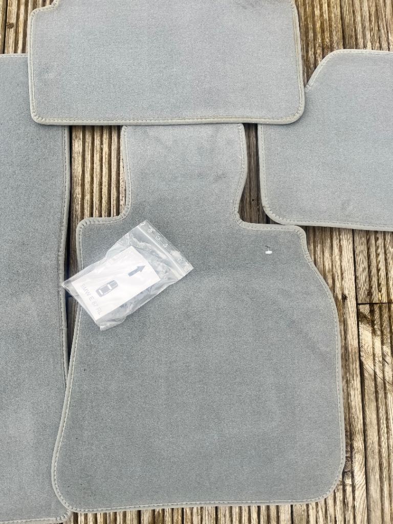 Genuine BMW 1 Series E87 Full Set Car Mats Grey Brand New Never Used