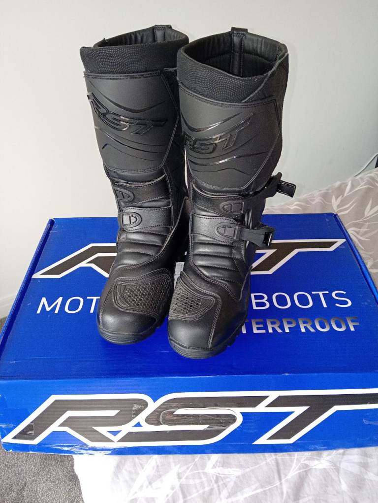 RST motorcycle boots 