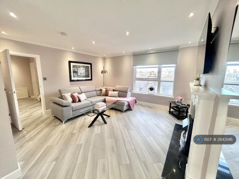 3 bedroom flat in New Century House, Aberdeen, AB11 (3 bed) (#2843146)