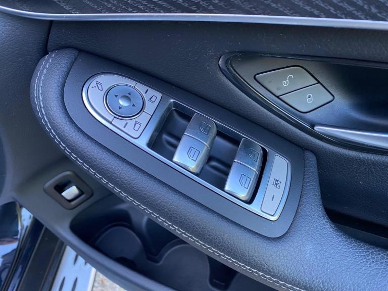 2019 Mercedes-Benz GLC 2.1 GLC220d AMG Night Edition G-Tronic+ 4MATIC Euro 6 (s/s) 5dr ESTATE Die...