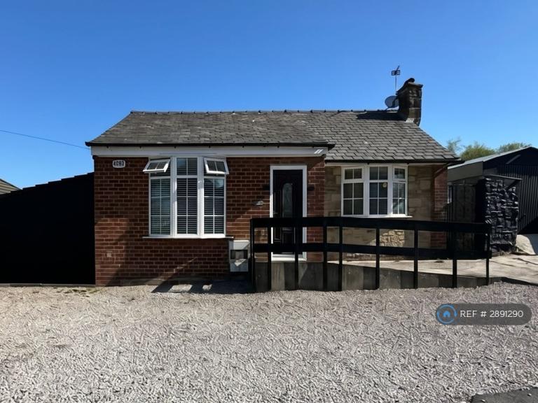 3 bedroom house in Wigan Road, Bolton, BL5 (3 bed) (#2891290)
