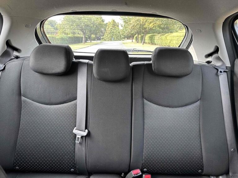 2016 Vauxhall Viva i SE Hatchback Petrol Manual