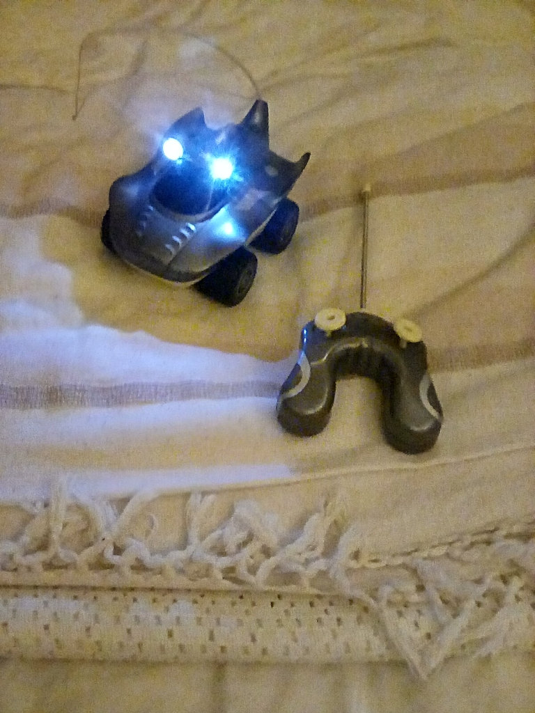 Radio control space car works well