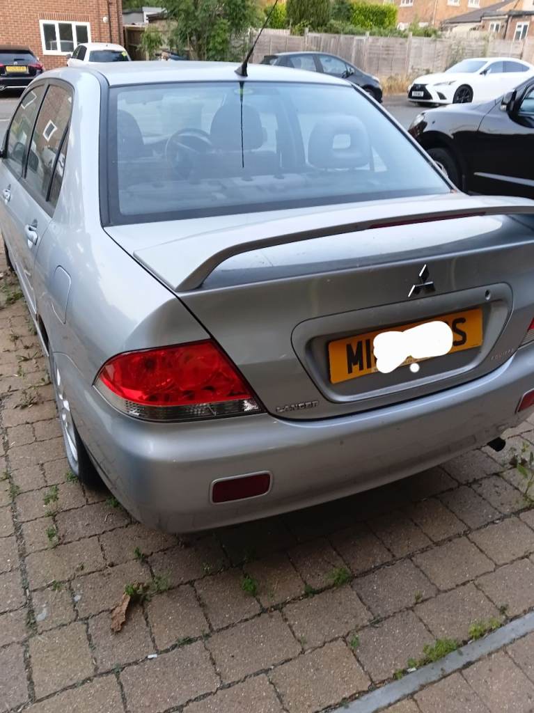 2005 automatic mitsubishi lancer equippe A 