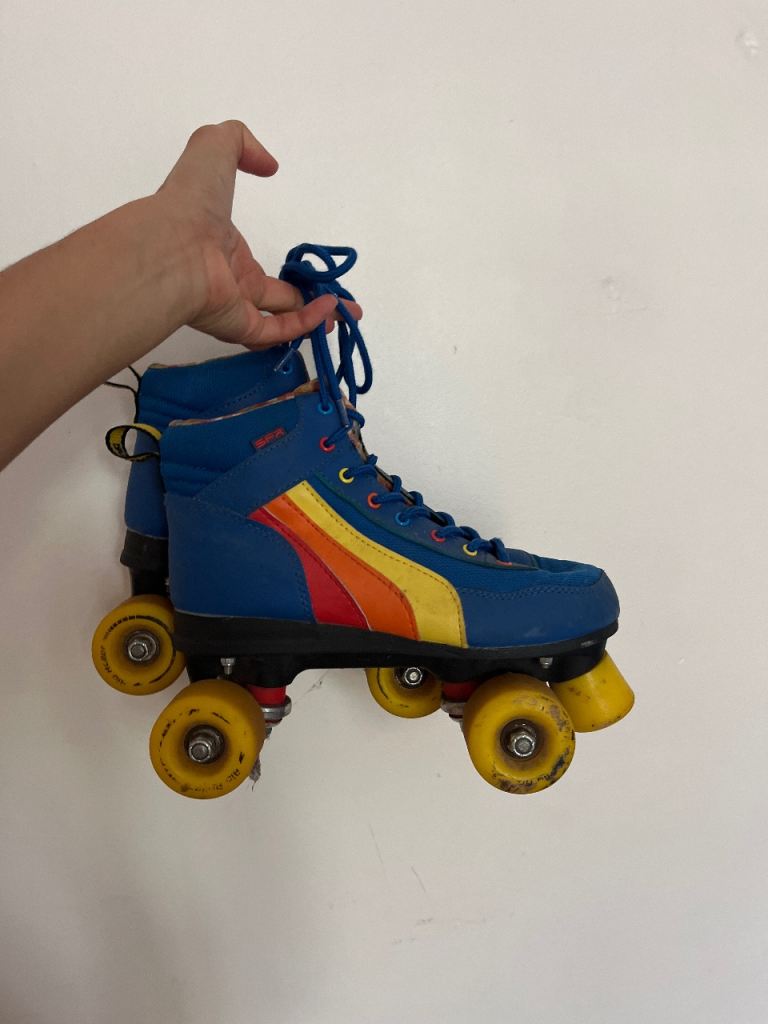 Roller skates size 5 