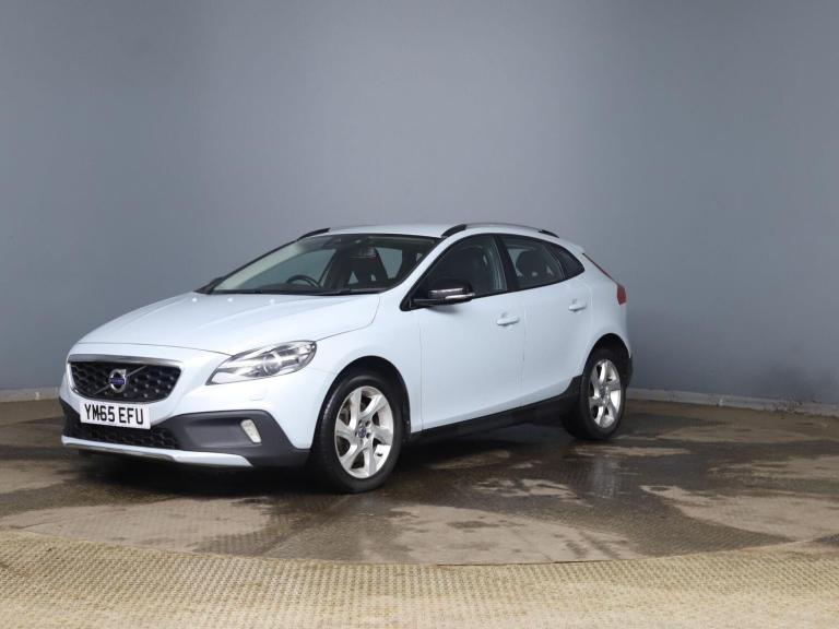 2016 Volvo V40 Cross Country 2.0 D2 Lux Euro 6 (s/s) 5dr HATCHBACK Diesel Manual