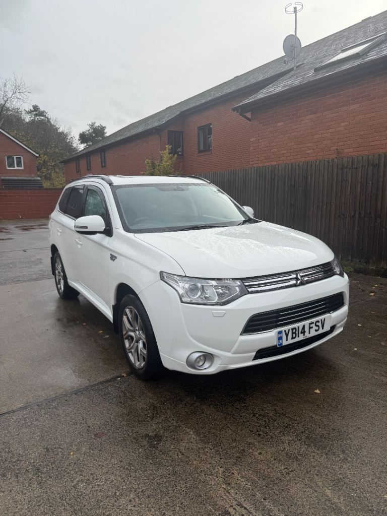 Mitsubishi Outlander PHEV 