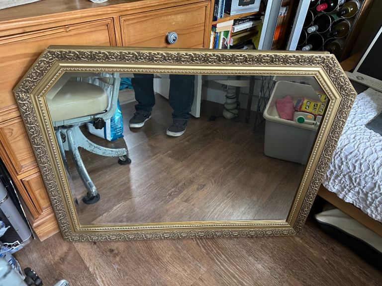 Mirror 