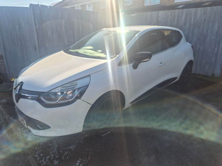 Renault Clio 2013 0.9 TCE petrol
