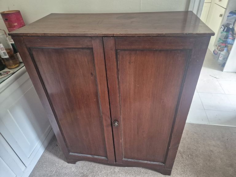 Victorian Mahogany Sideboard