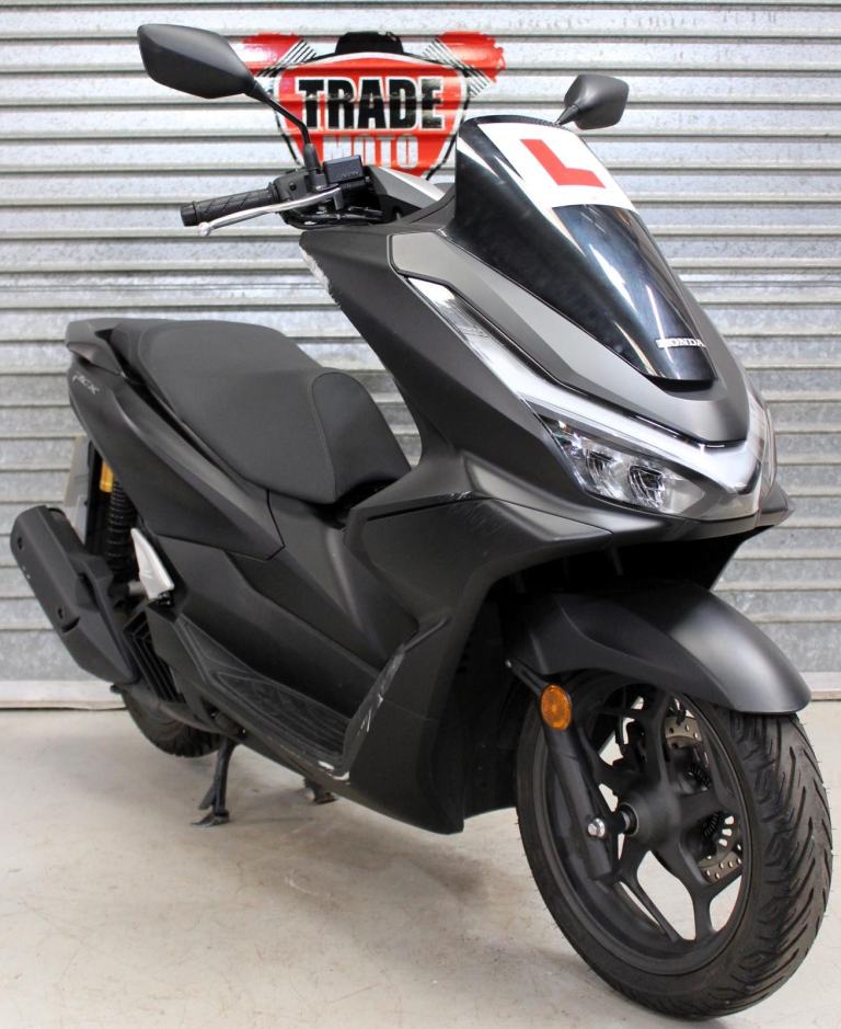 2026 75 HONDA PCX WW 125 S-S PCX125 ABS ONLY 650 MILES TRADE SALE MATT BLACK MOT