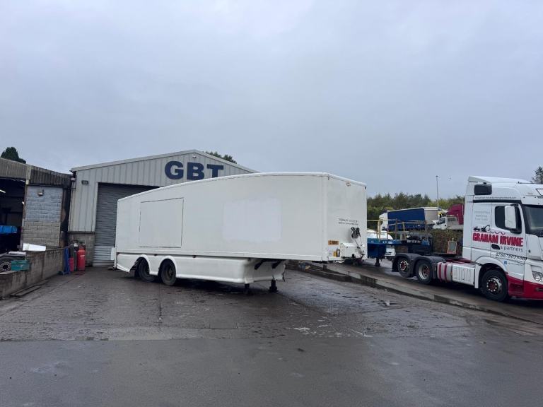 DonBur Urban Box van trailer 