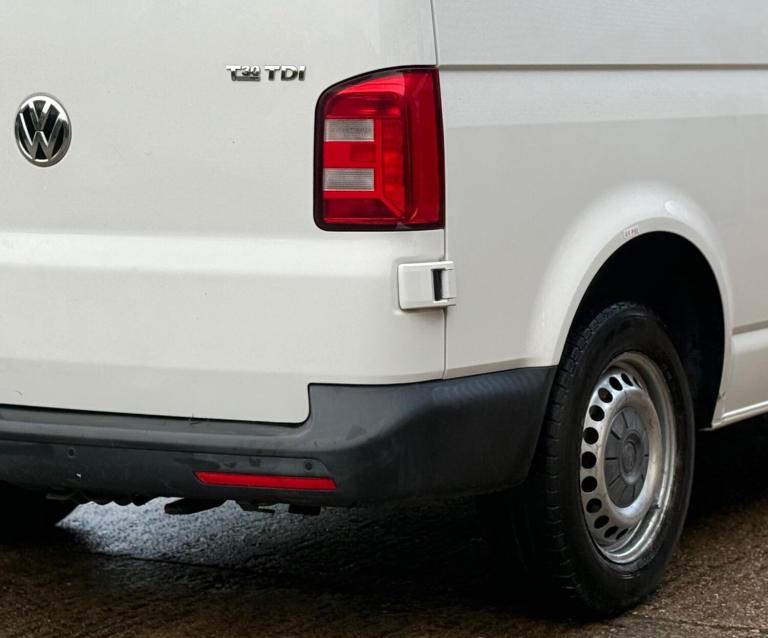 2016 Volkswagen Transporter 2.0 TDI T30 BlueMotion Tech Startline FWD LWB Euro