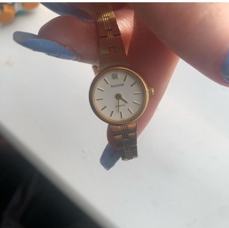 Accurist watch needs a new battery 