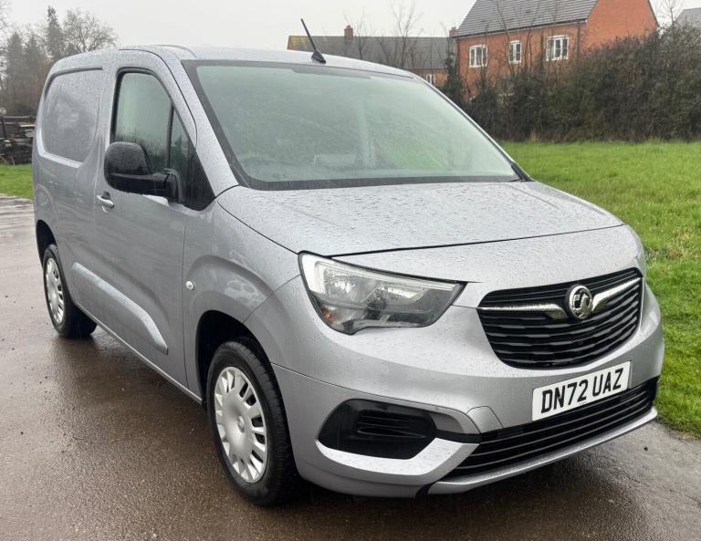 2022 Vauxhall Combo Pro 1.5 Turbo D 100PS L1 SWB Grey Van *26,685 Miles*