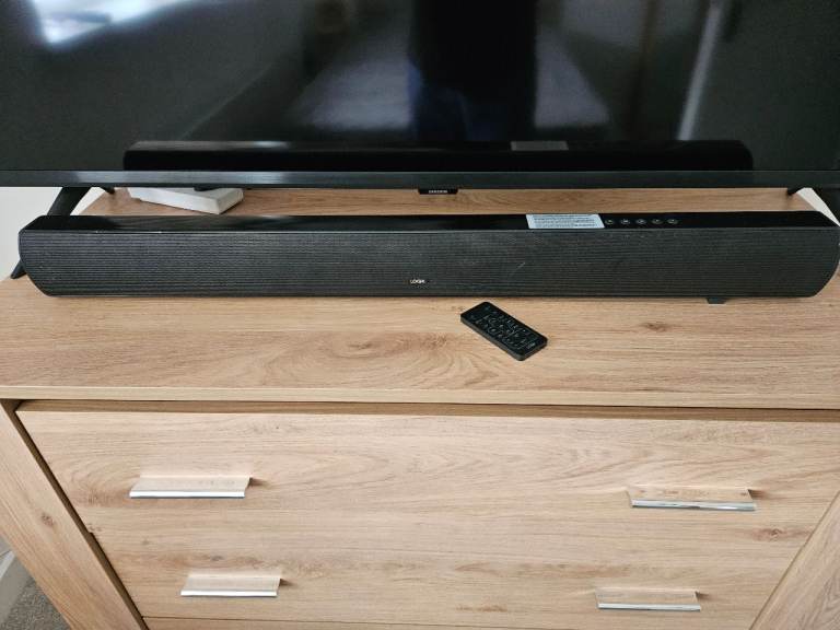 Logik L32SBIN16A 2.1 Soundbar with built-in subwoofer